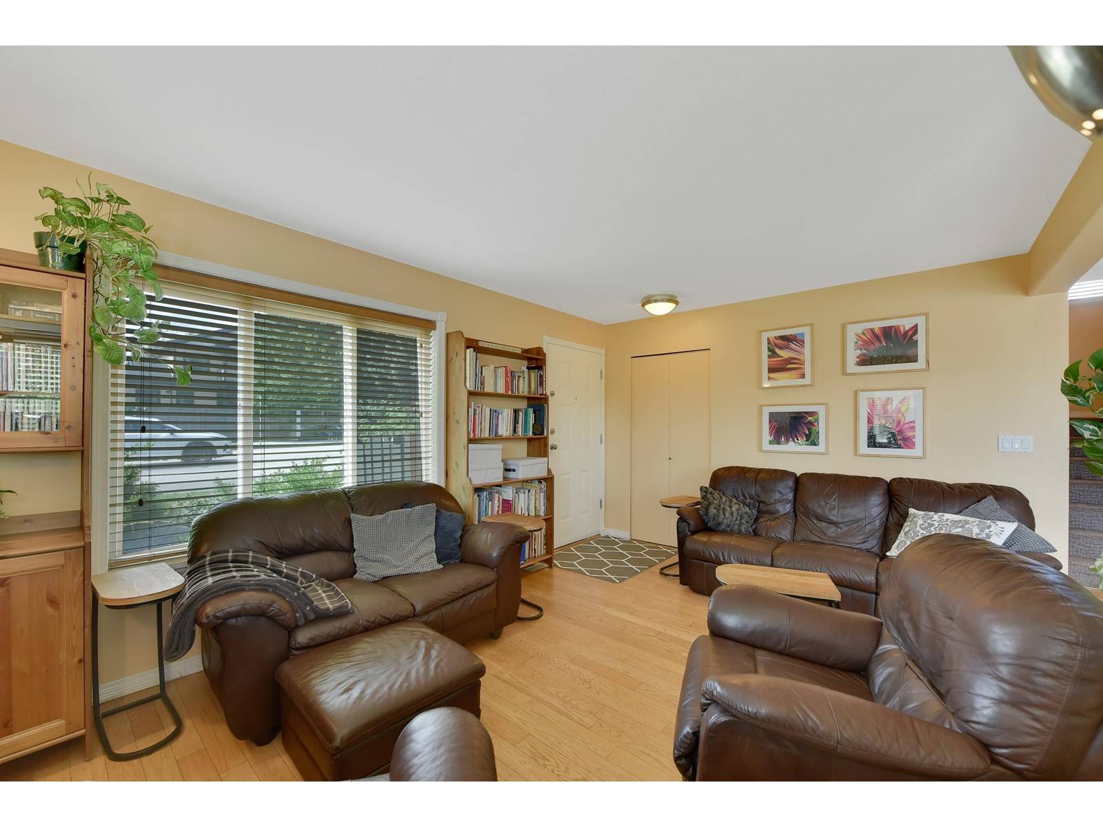 Surrey, BC V3V5M7,8956 128ST STREET
