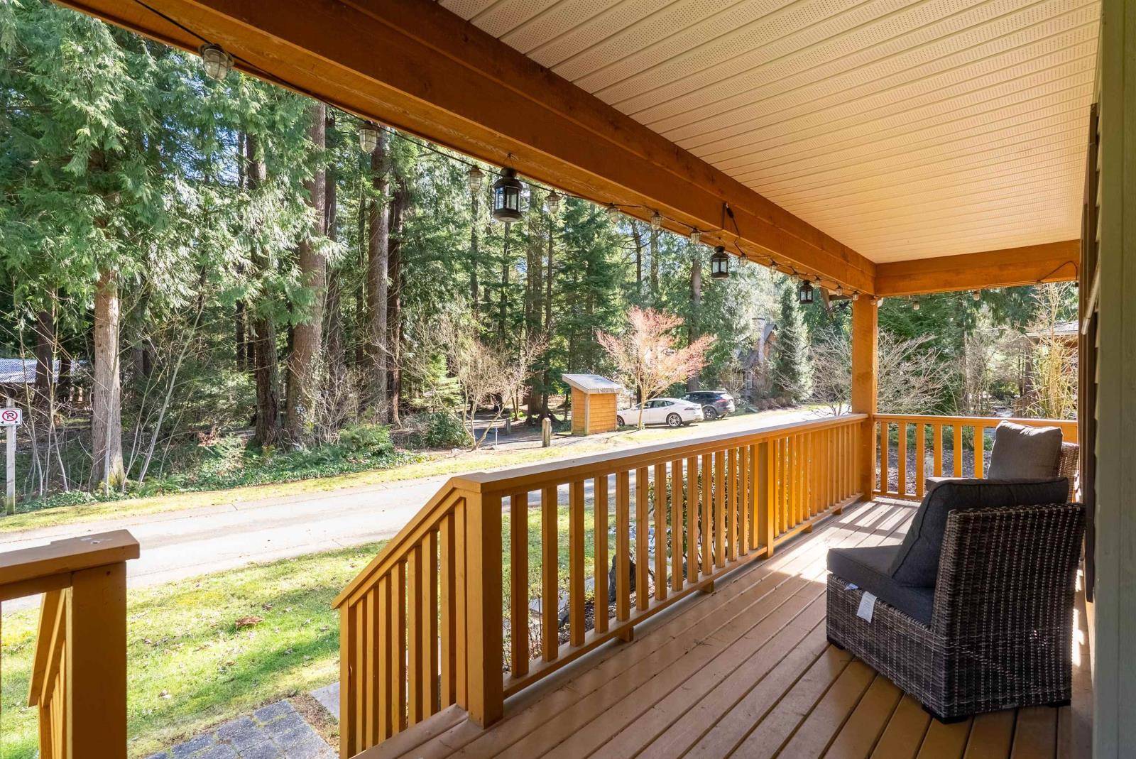 Lindell Beach, BC V2R0E1,1821 MOSSY GREEN WAY|Cultus Lake South