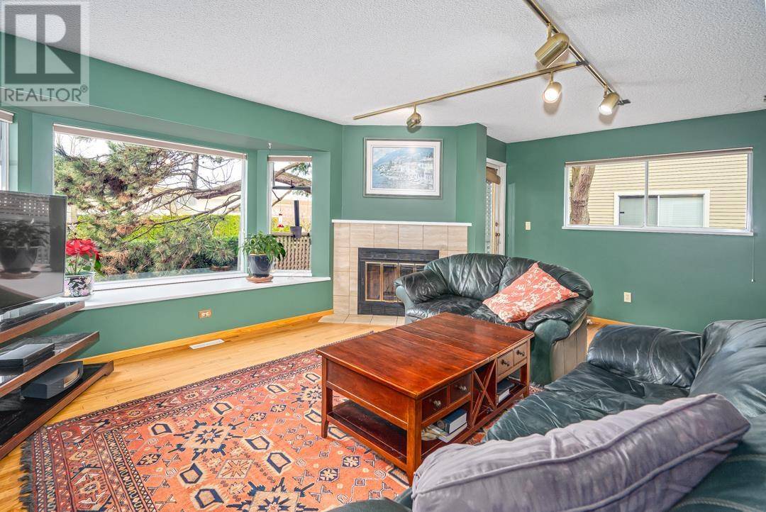 Richmond, BC V7C4E7,5740 GARRISON RD #26
