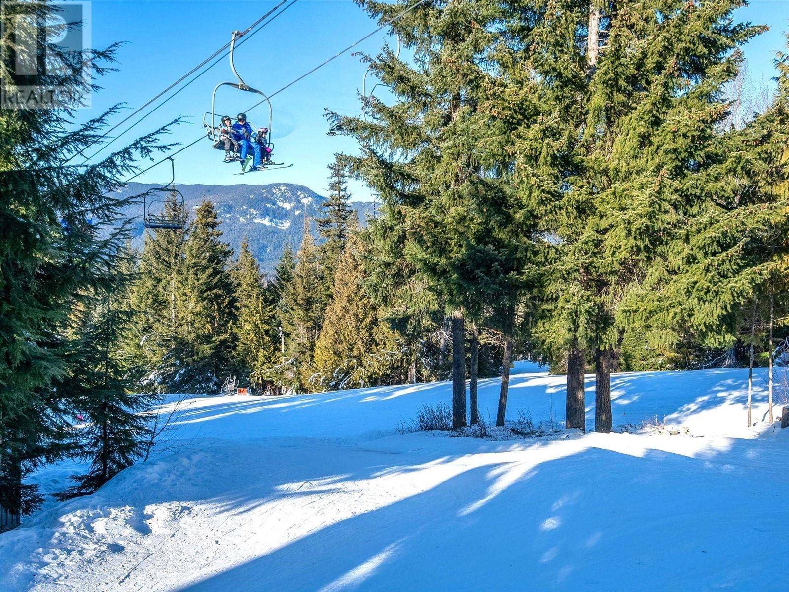 Whistler, BC V0N1B4,4700 GLACIER DR #37