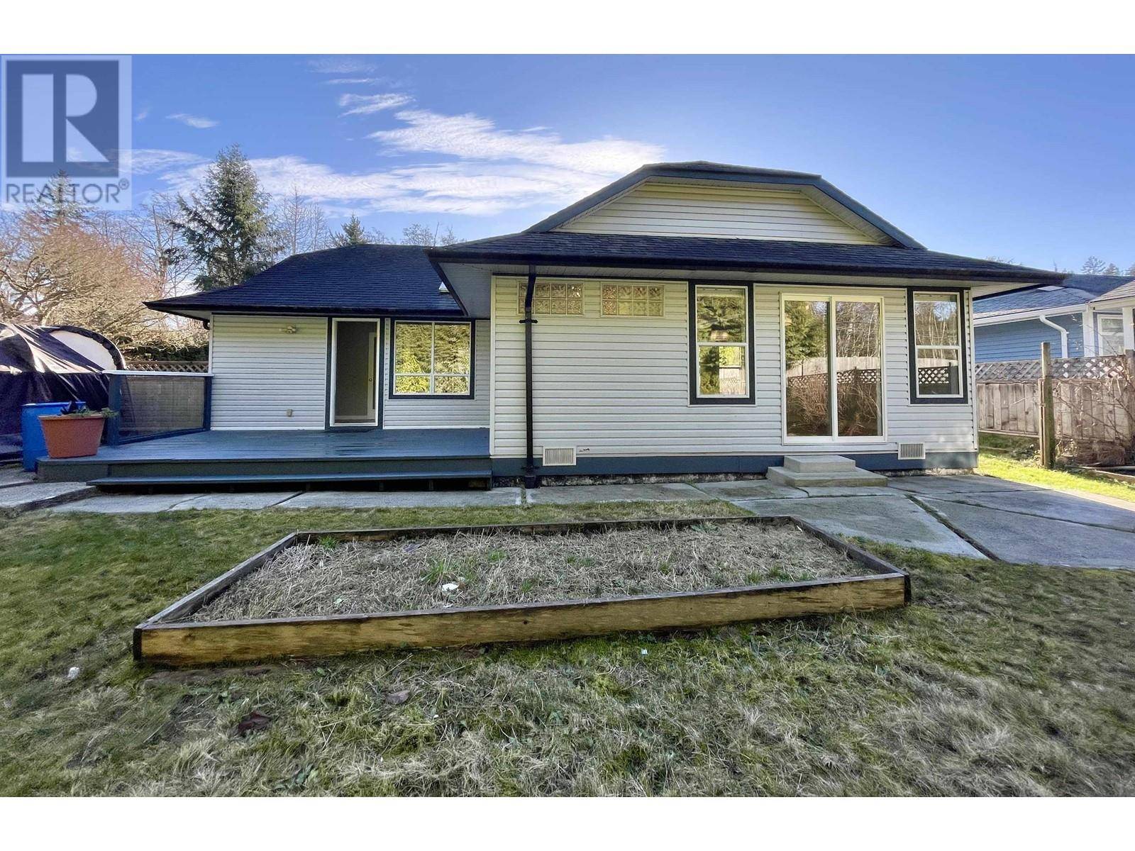 Gibsons, BC V0N1V5,1546 LARCHBERRY WAY
