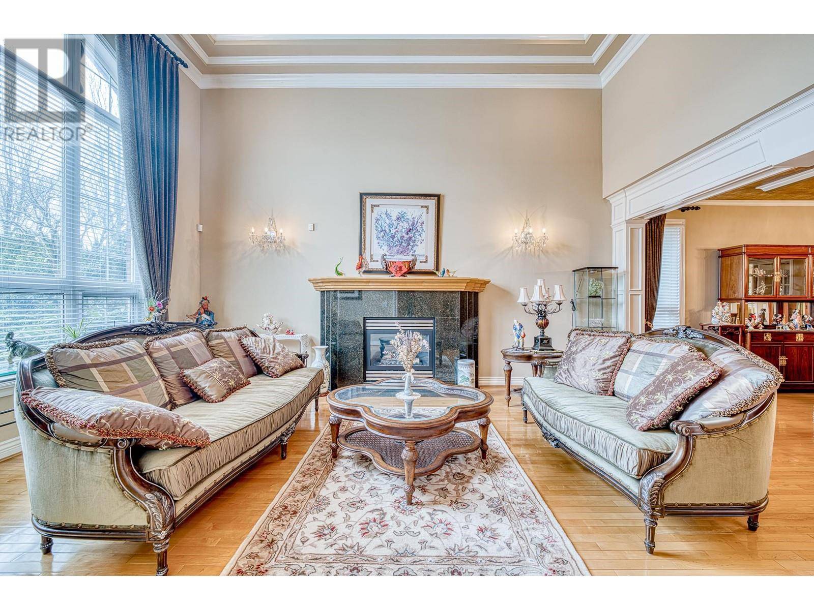 Richmond, BC V6Y2M6,8831 COOPER ROAD