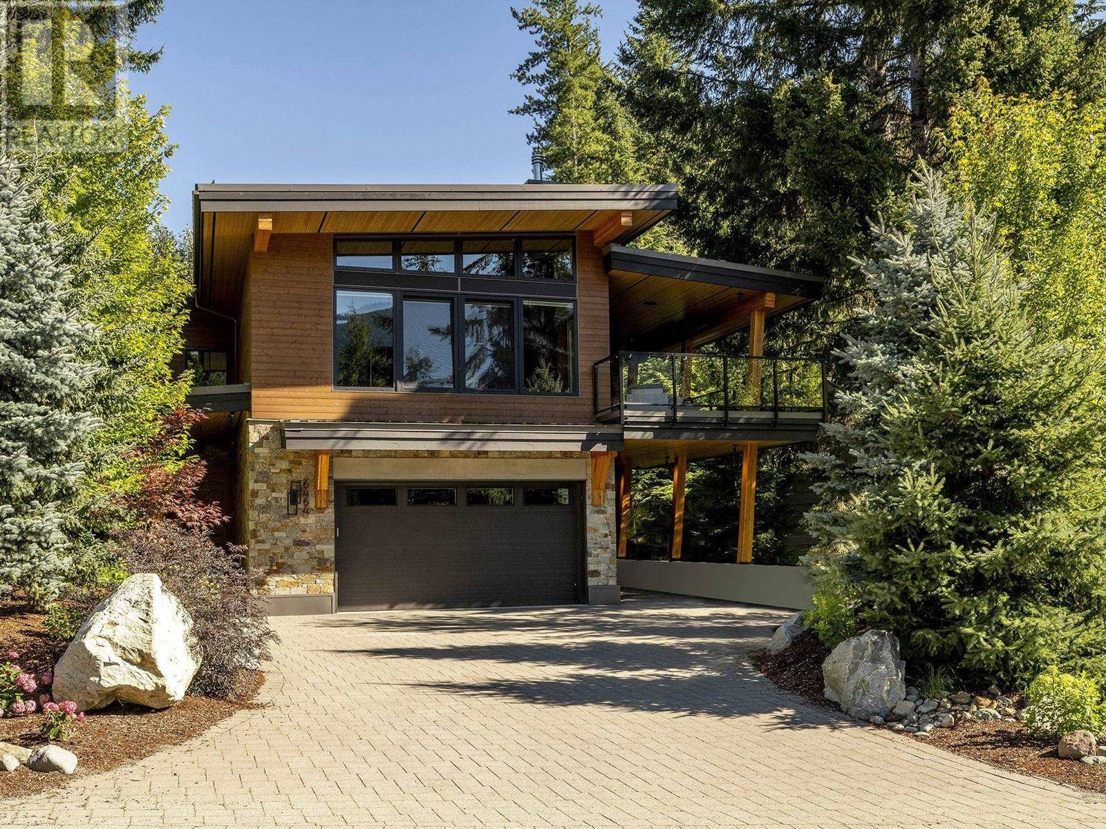Whistler, BC V8E0C8,6464 ST ANDREWS WAY