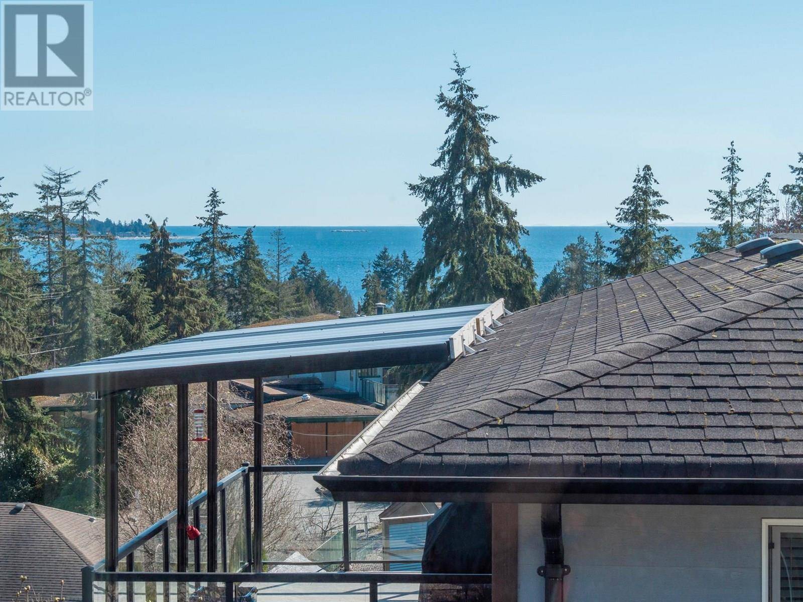 Sechelt, BC V0N3A0,5878 MEDUSA STREET