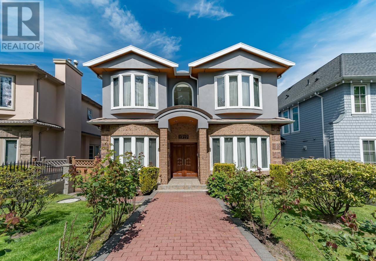 Vancouver, BC V6L1R2,2727 W 24 AVENUE