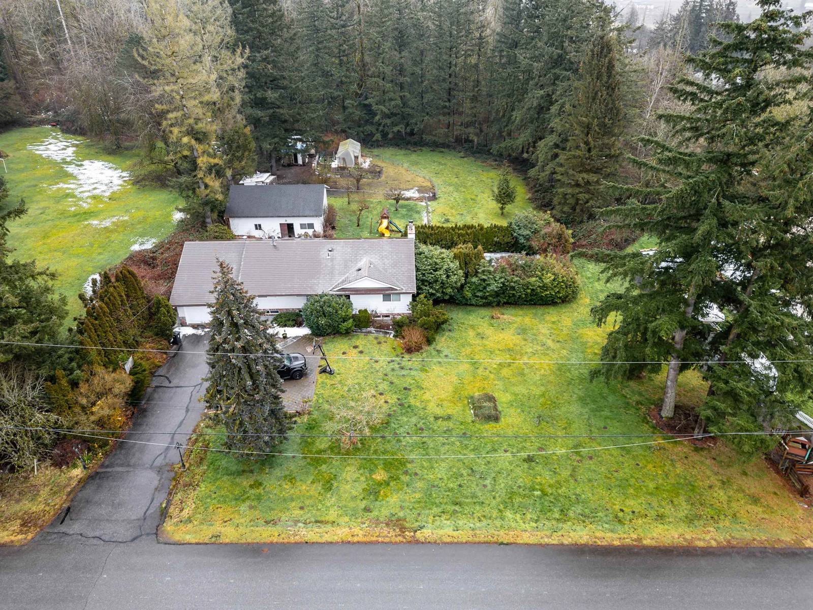 Langley, BC V2Y2E4,7334 209A STREET