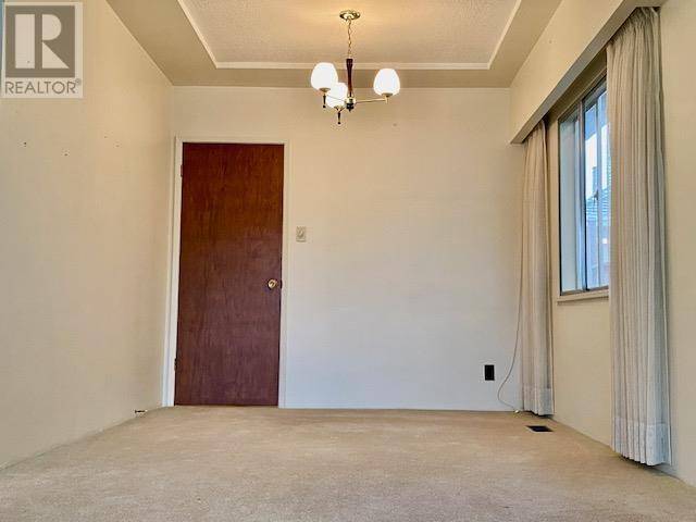 Vancouver, BC V5R1A4,2586 E 23 AVENUE