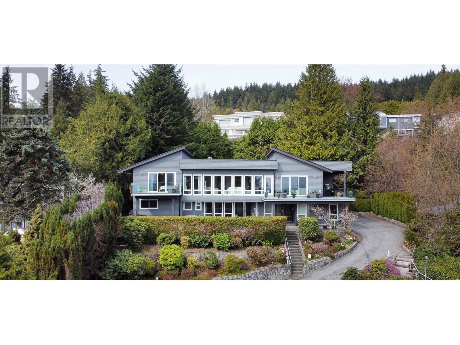West Vancouver, BC V7S1Z7,1135 GROVELAND COURT