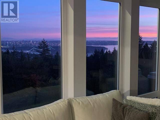 West Vancouver, BC V7S1Z7,1135 GROVELAND COURT