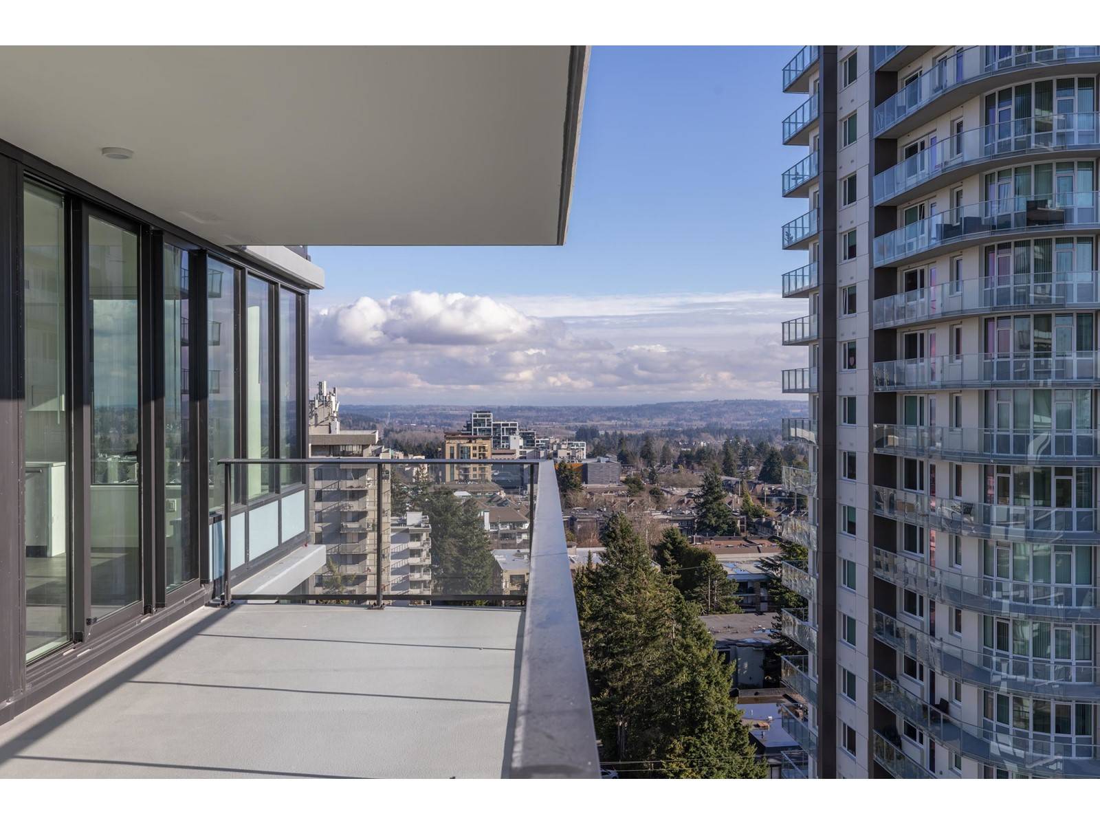 White Rock, BC V4B0C5,1588 JOHNSTON #1404