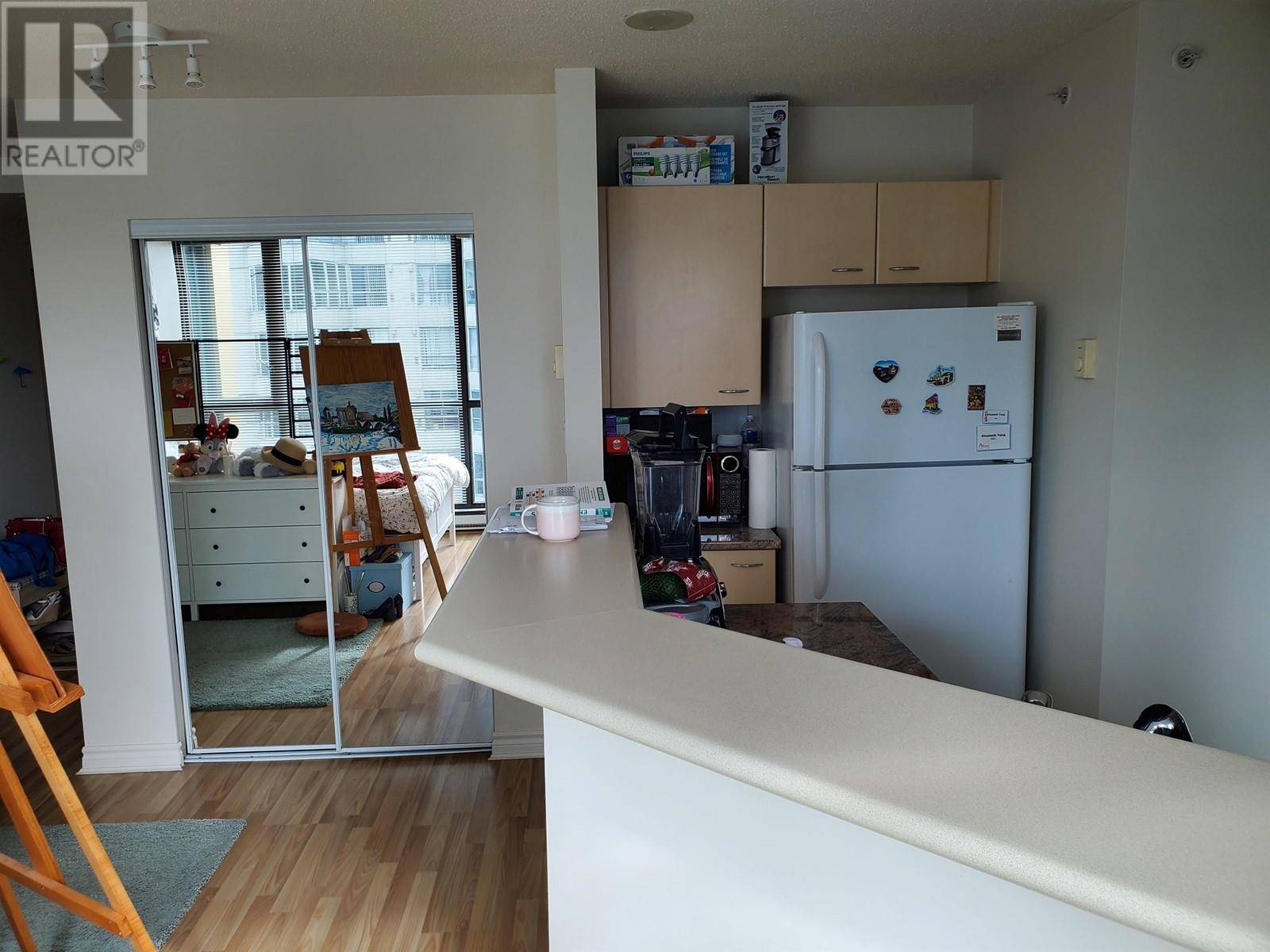 Vancouver, BC V6E4S1,1331 ALBERNI ST #1010
