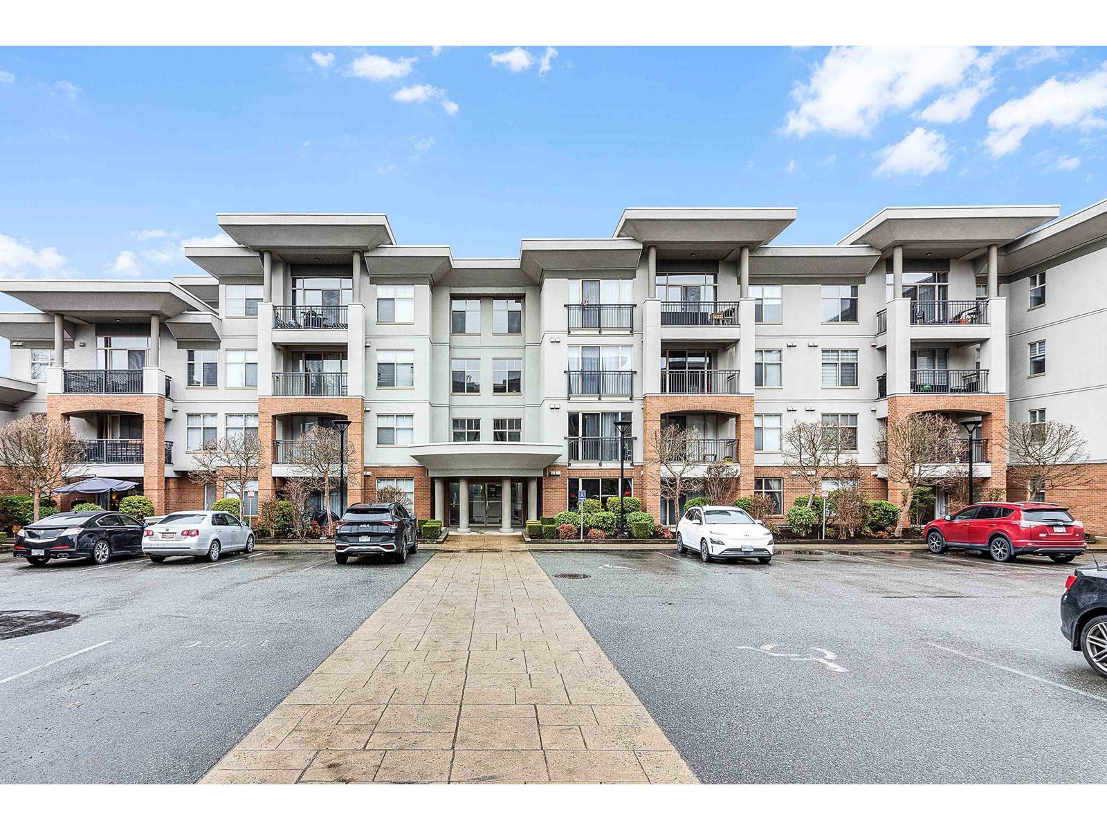 Abbotsford, BC V2S0C1,33546 HOLLAND #410