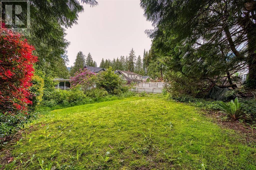 North Vancouver, BC V7R4A8,4383 QUINTON PLACE