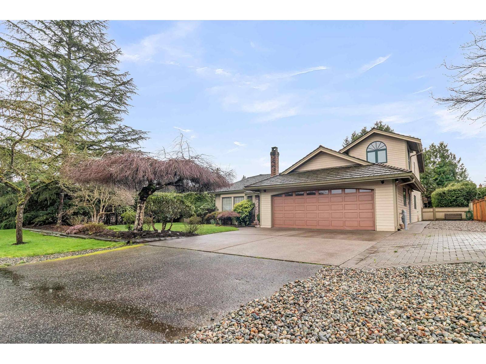 Surrey, BC V3S6E8,15442 KILKEE PLACE