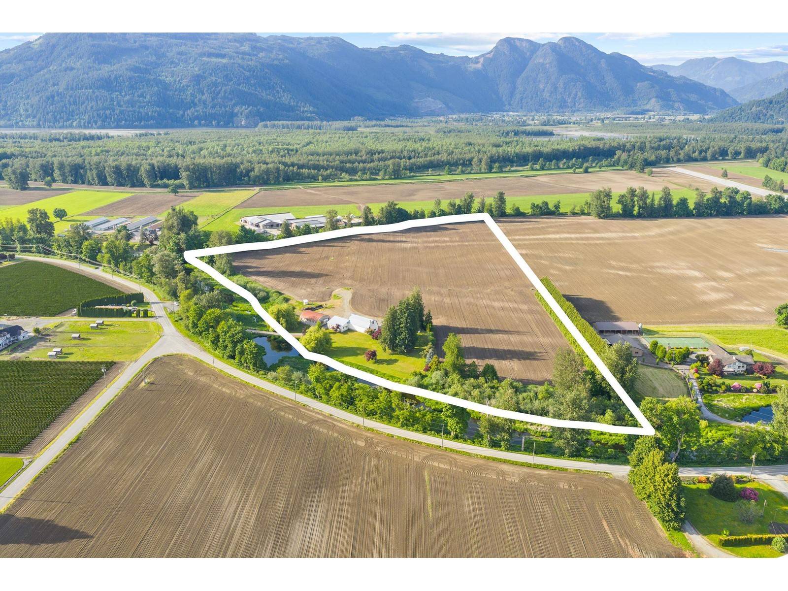 Chilliwack, BC V2P6H4,49585 CAMP RIVER ROAD|Rosedale
