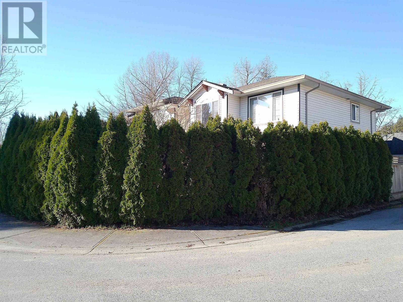 Maple Ridge, BC V4R2C8,11987 237 STREET