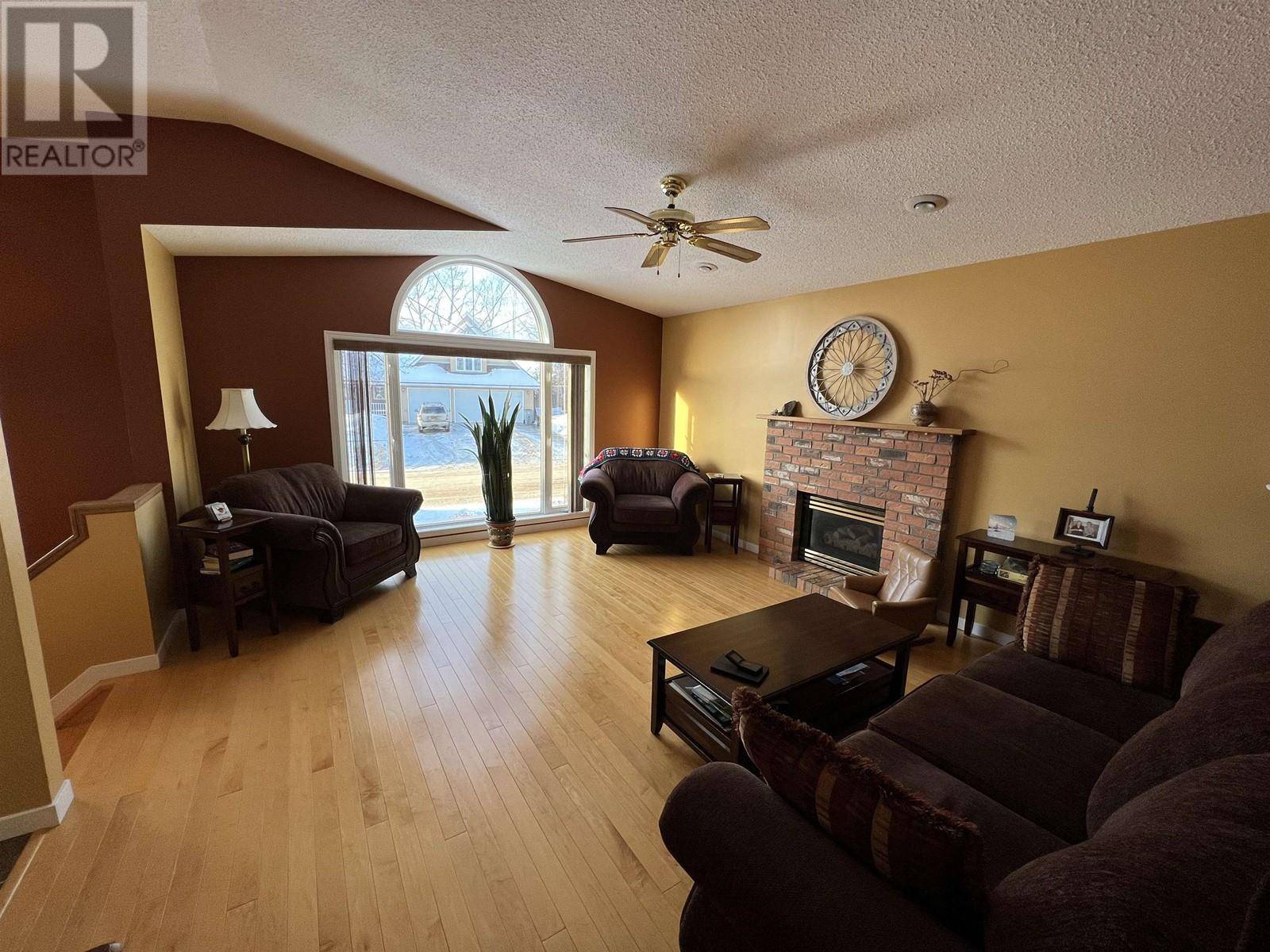 Fort Nelson, BC V0C1R0,5504 CHURCHILL AVENUE