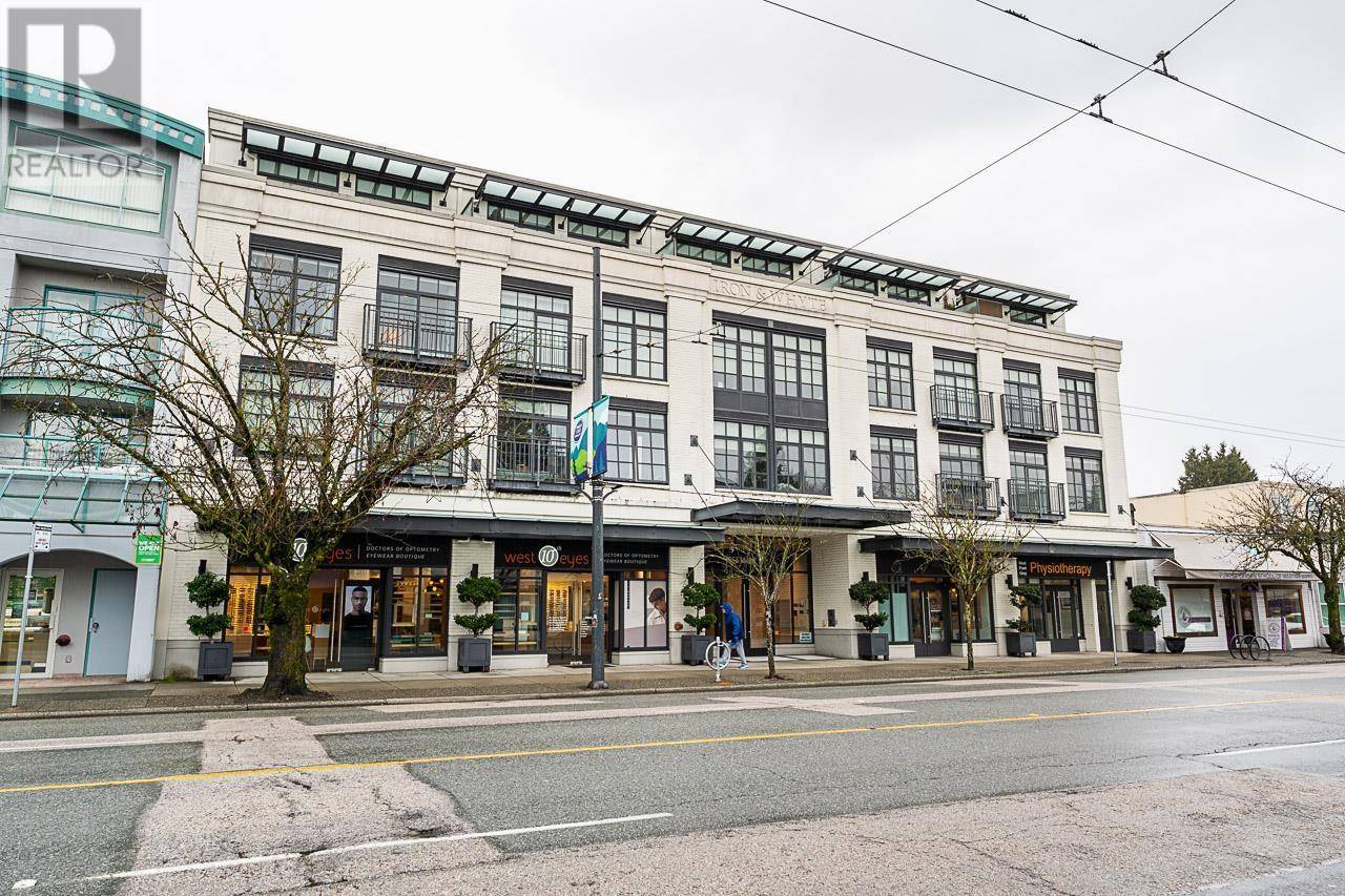 Vancouver, BC V6R2H6,4355 West 10TH AVE #308