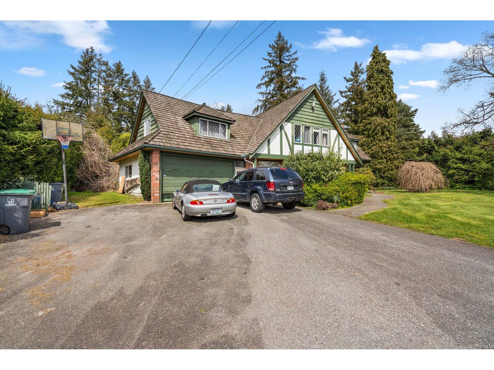 Surrey, BC V3S1B6,14633 56 AVENUE