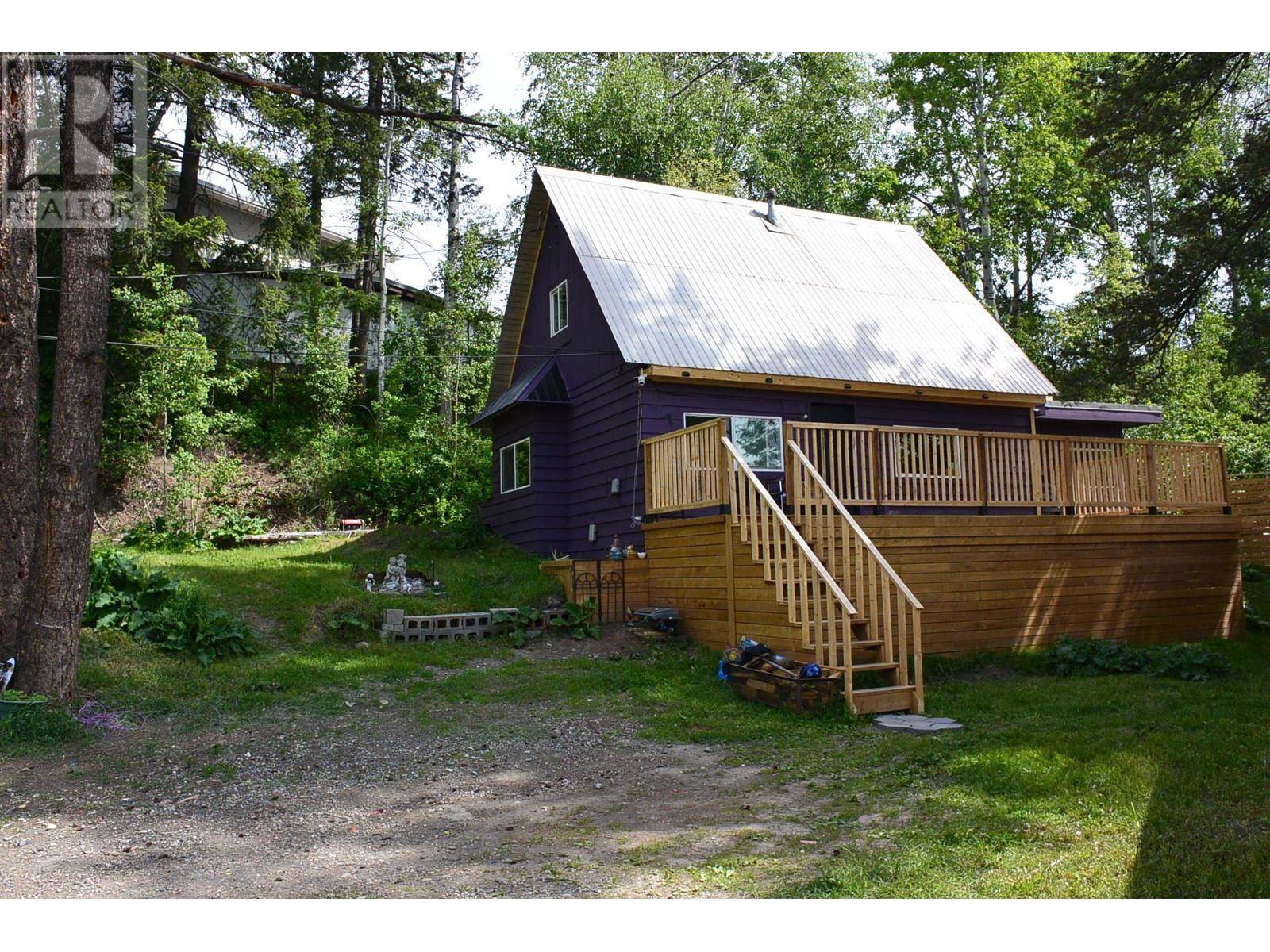 Quesnel, BC V2J2L5,868 ROSS STREET