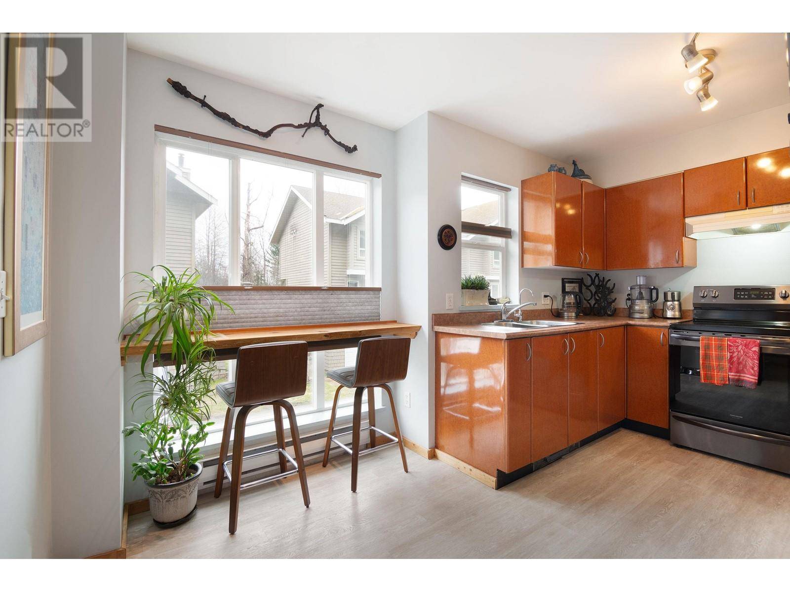 Pemberton, BC V0N2L1,1400 PARK ST #36