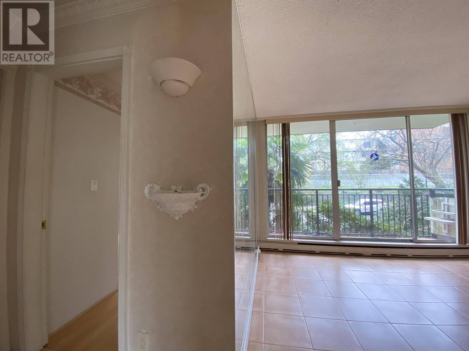 Vancouver, BC V6G1X9,1534 HARWOOD ST #203
