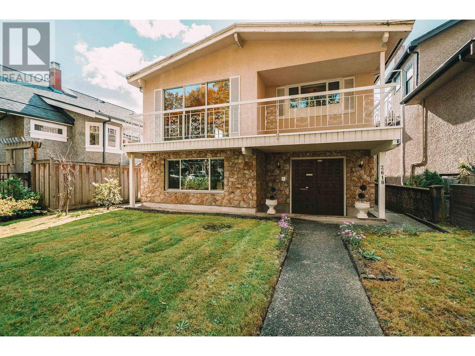 Vancouver, BC V6K2Z5,2618 W 15TH AVENUE