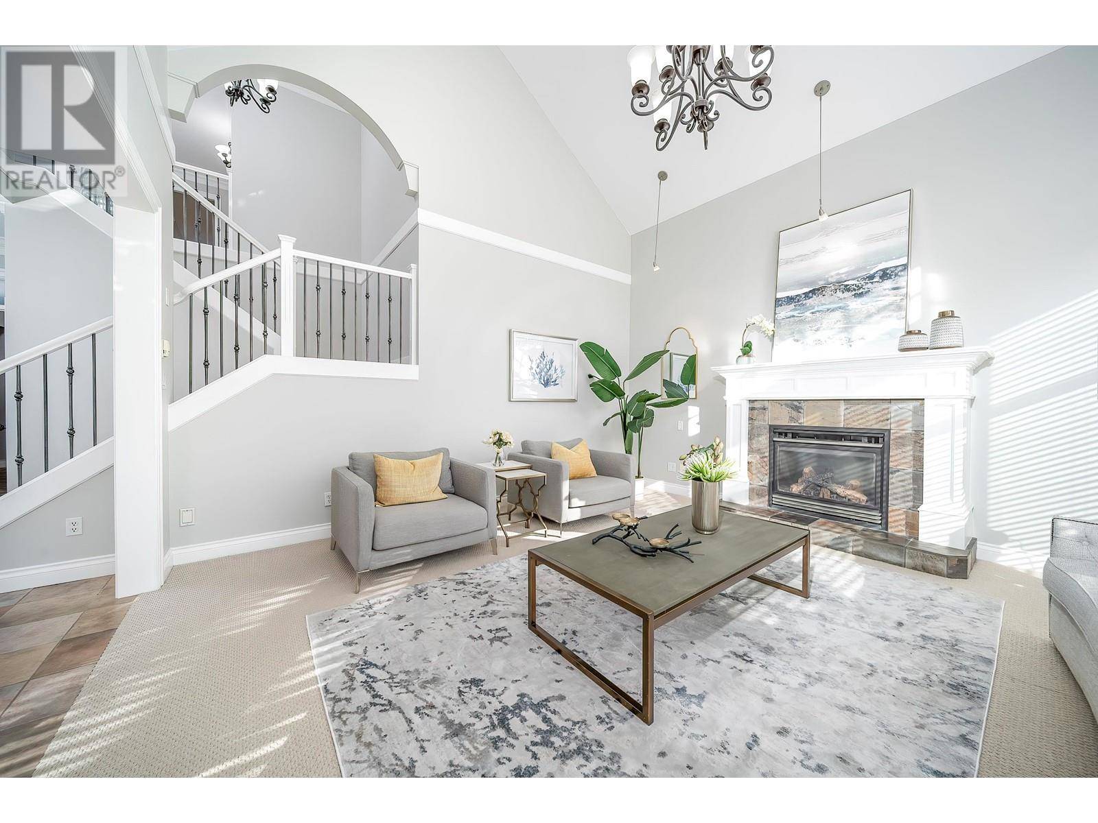 Richmond, BC V7C5W8,3353 POINT AVENUE