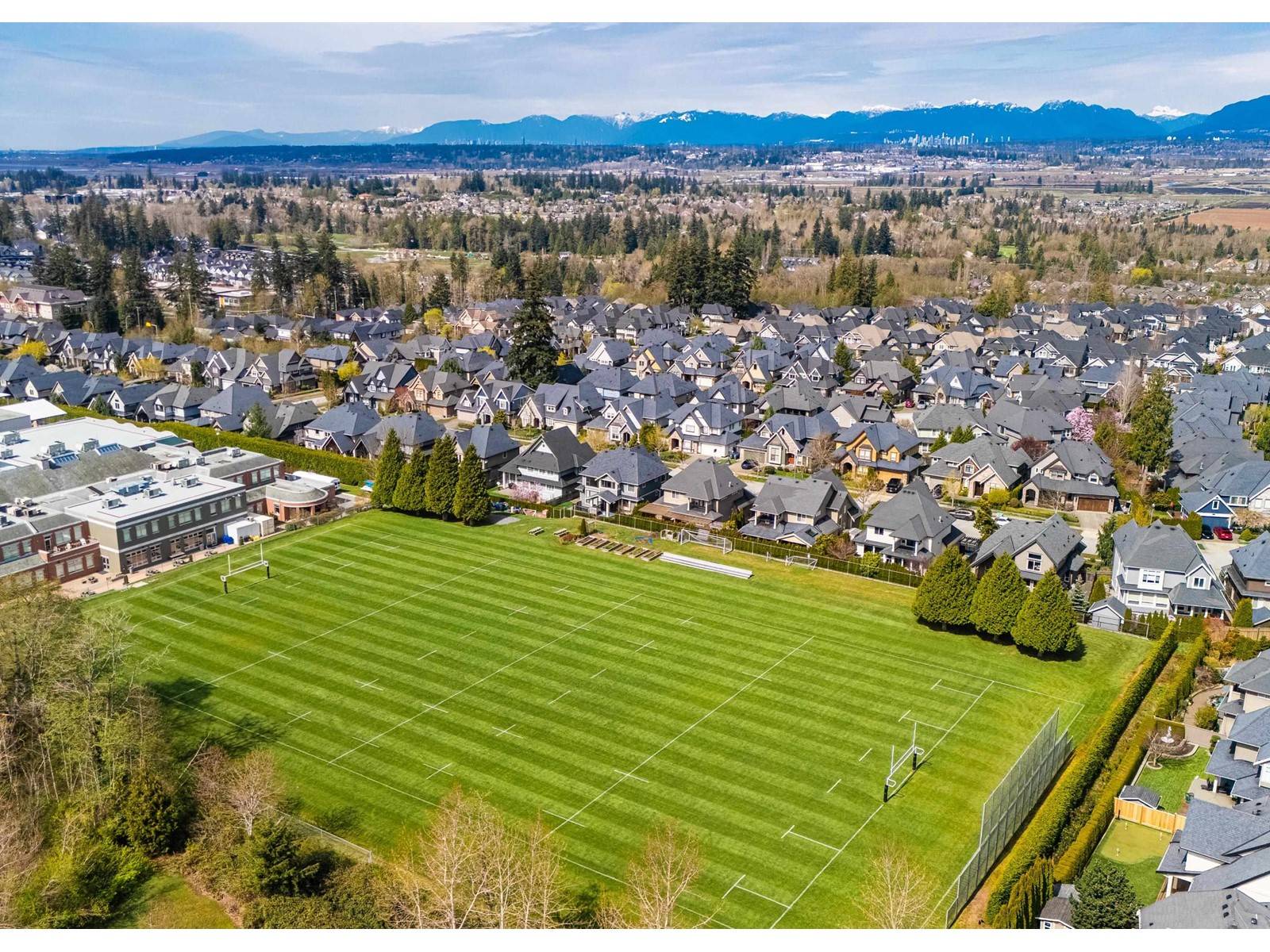 Surrey, BC V3Z8E4,16156 27A AVENUE