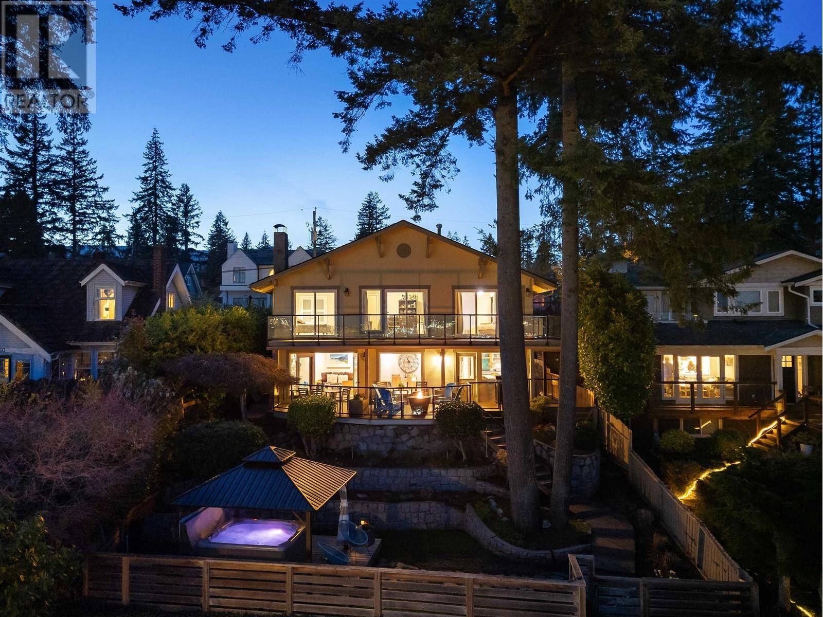 North Vancouver, BC V7P1Y7,1144 W KEITH ROAD