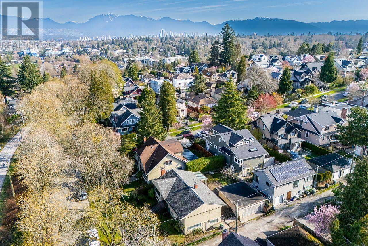 Vancouver, BC V6M3V1,5240 EAST BOULEVARD