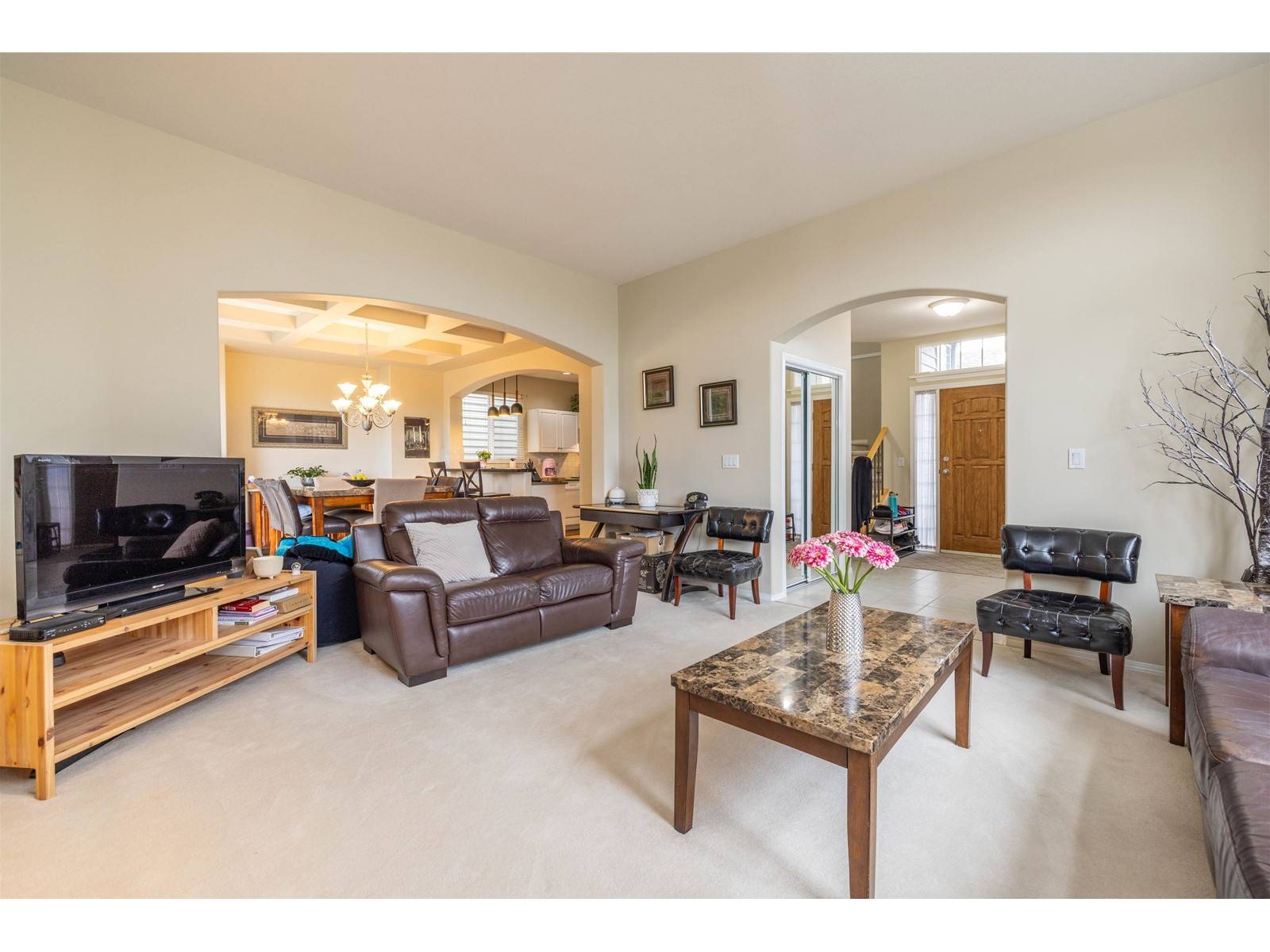 Surrey, BC V3Z0K5,15638 33 AVENUE