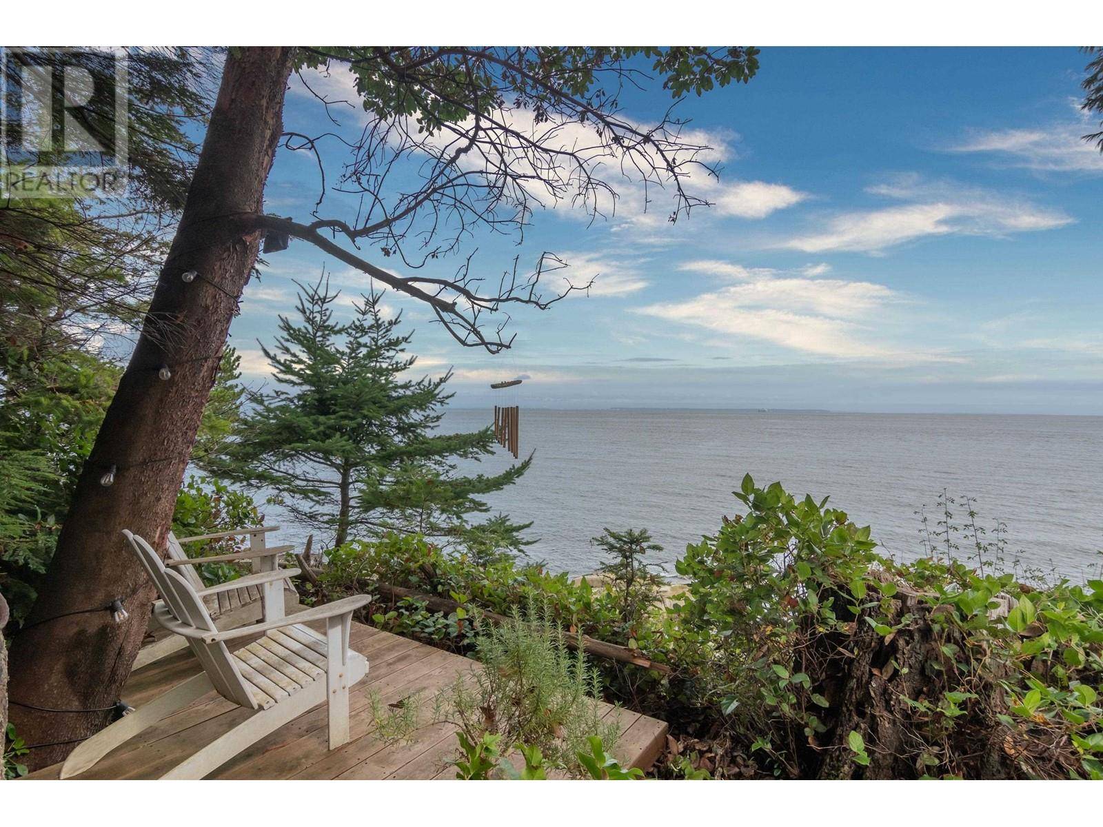 Galiano Island, BC V0N1P0,105 ISLAND PARK DRIVE