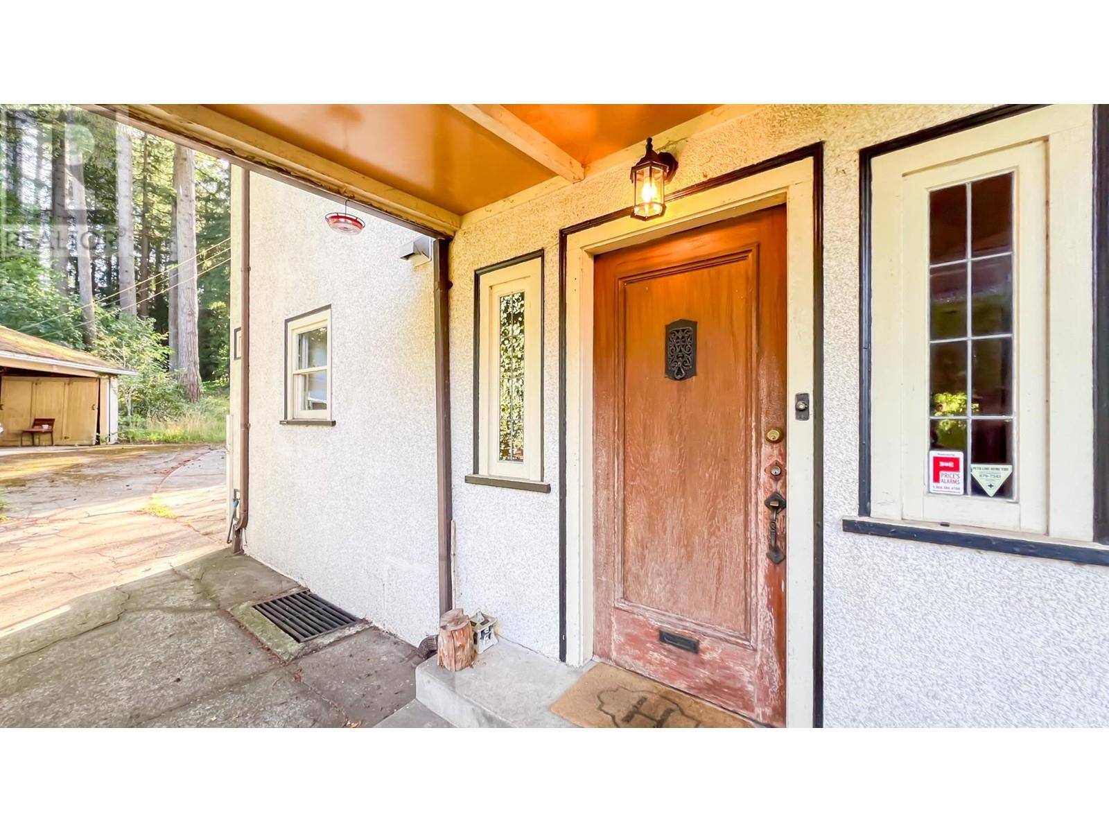 Vancouver, BC V6T1B4,4786 DRUMMOND DRIVE