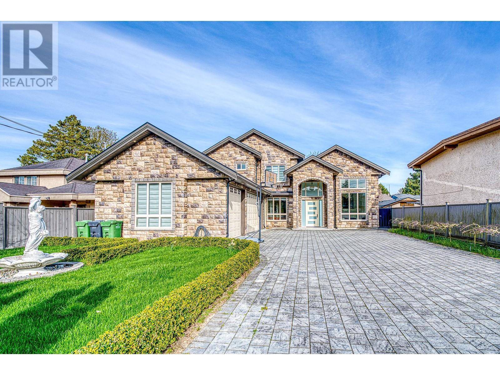 Richmond, BC V7C1T3,6380 NO. 1 ROAD