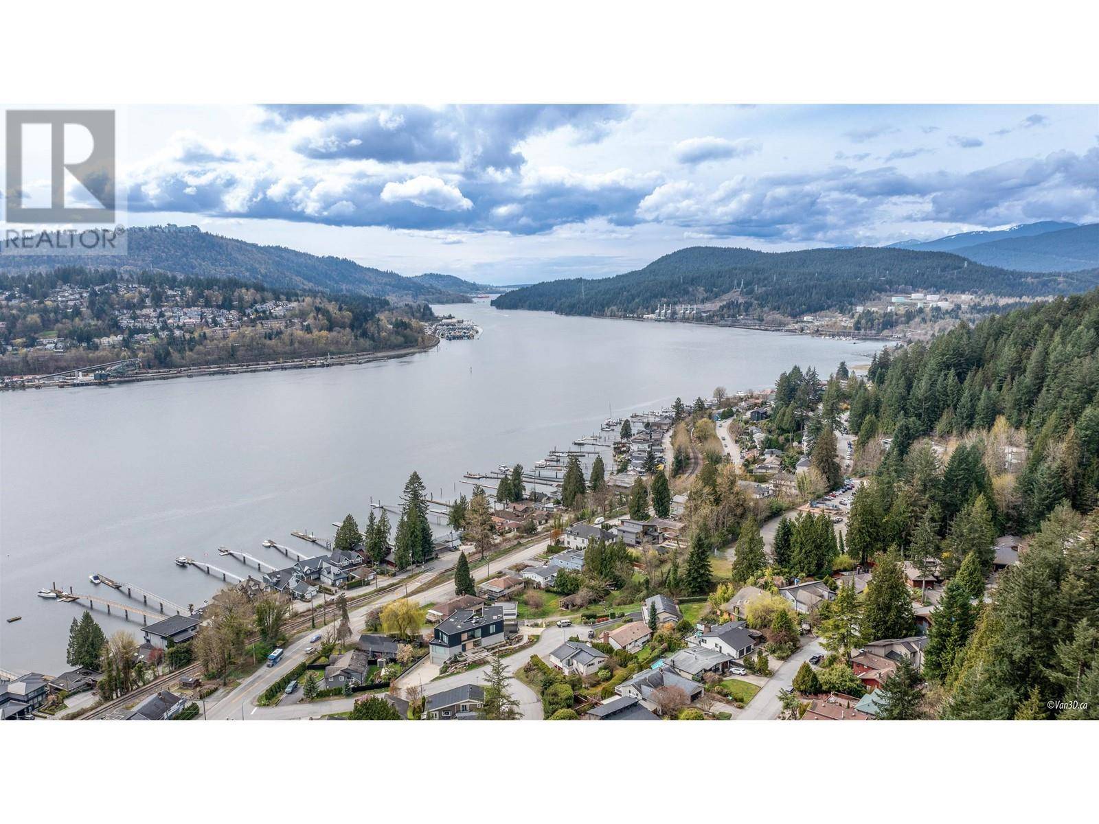 Port Moody, BC V3H3A2,663 FORESTHILL PLACE