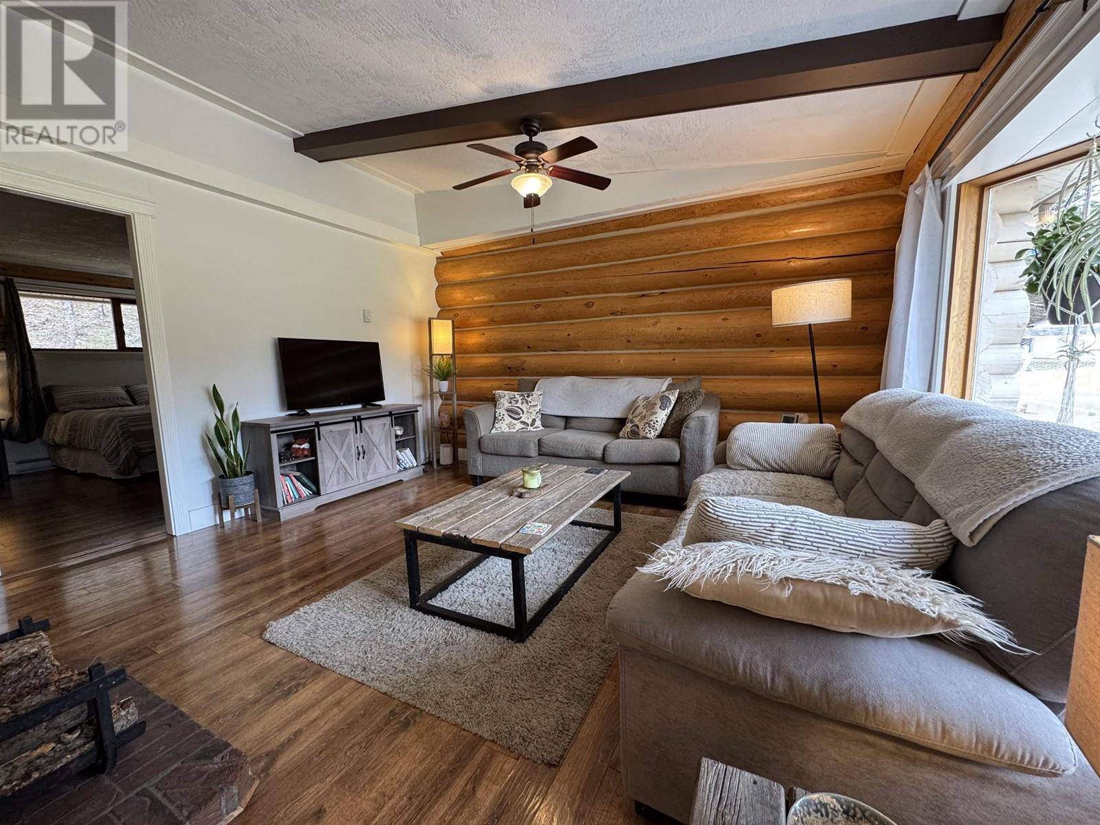 Williams Lake, BC V2G4G1,905 CENTAUR DRIVE