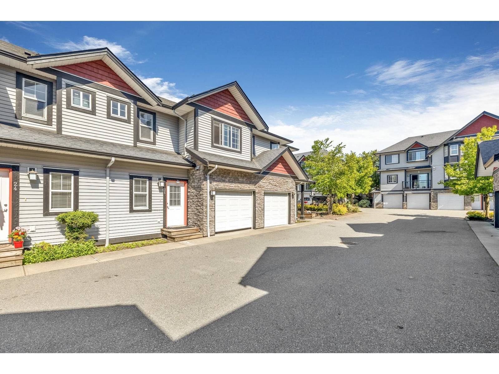 Abbotsford, BC V2T0B2,31235 UPPER MACLURE #25