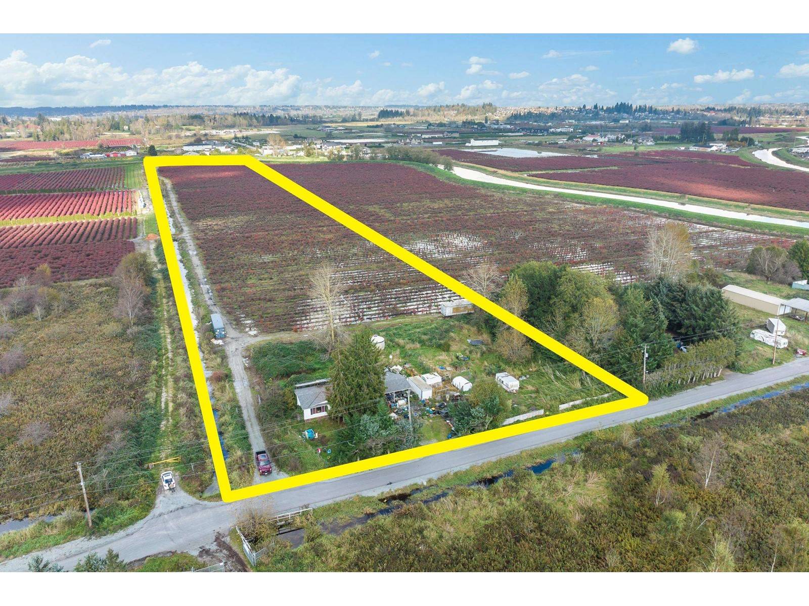 Surrey, BC V3S0L2,15627 48 AVENUE