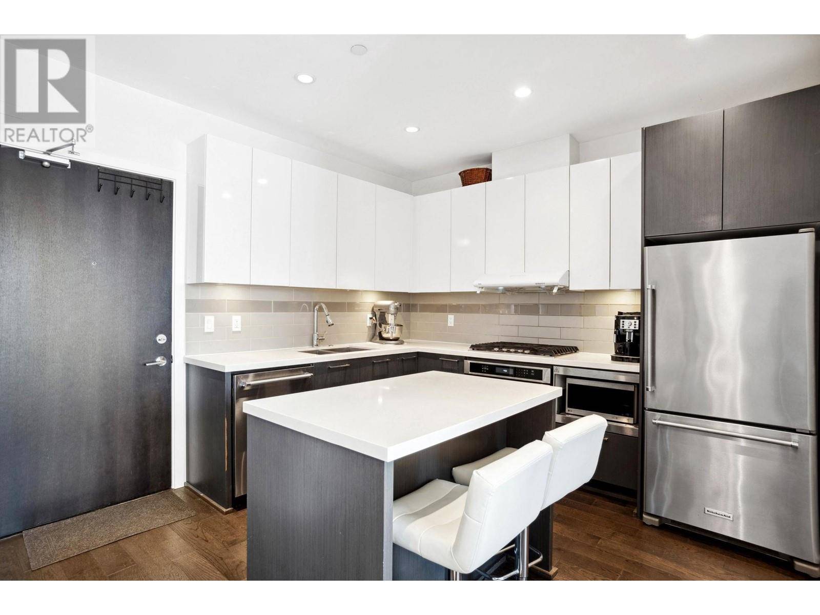 Richmond, BC V6X0M3,7008 RIVER Pkwy #719
