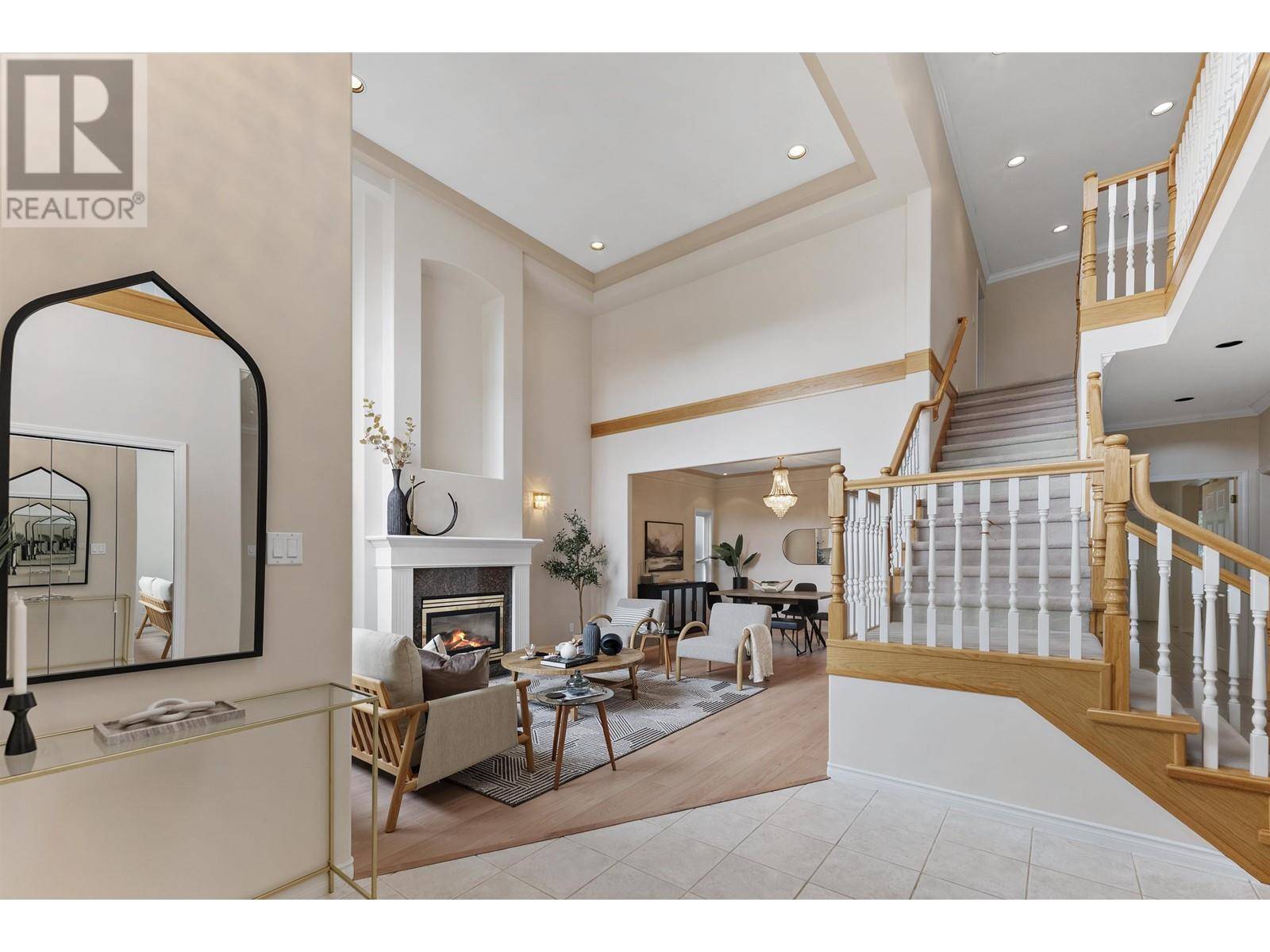 Richmond, BC V6Y2R6,8591 HEATHER STREET