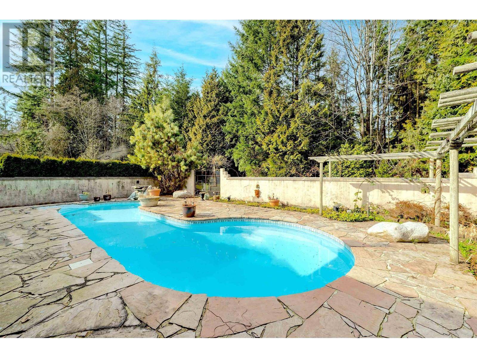 North Vancouver, BC V7H1H3,3424 GASPE PLACE