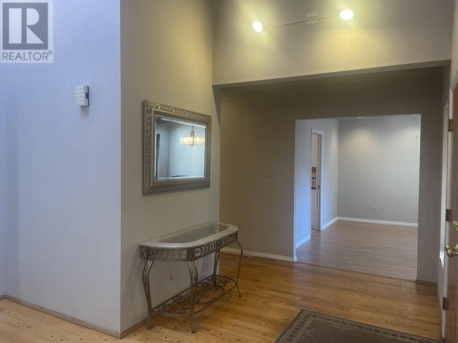 Richmond, BC V6Y1E9,7580 LUCAS ROAD