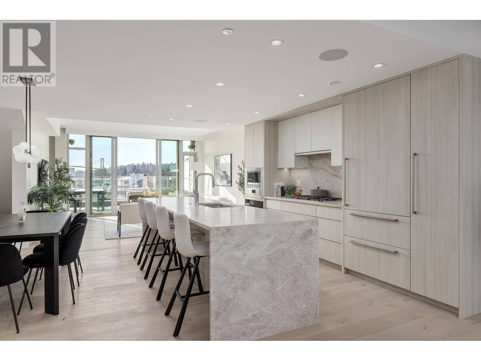 West Vancouver, BC V7T0B8,790 ARTHUR ERICKSON PLACE