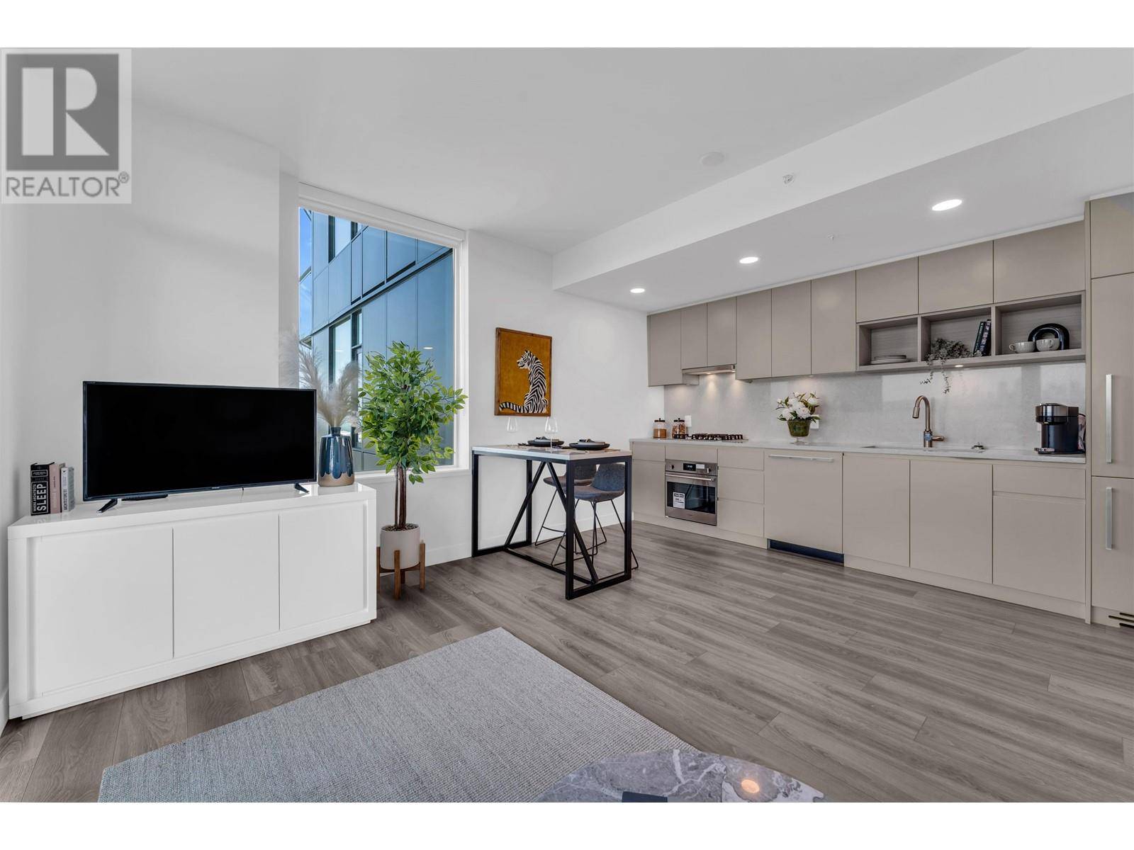 Burnaby, BC V5C5T3,4433 ALASKA ST #1205