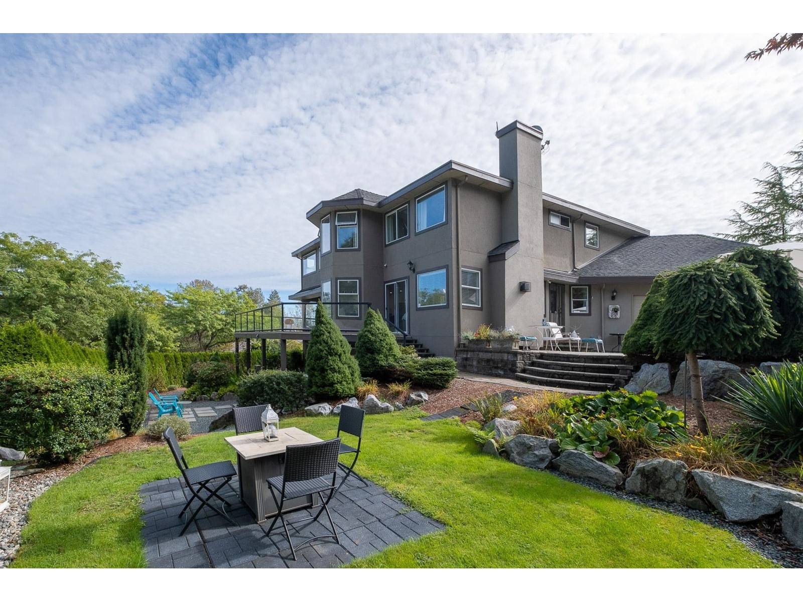 Surrey, BC V4N1R5,11287 159A STREET