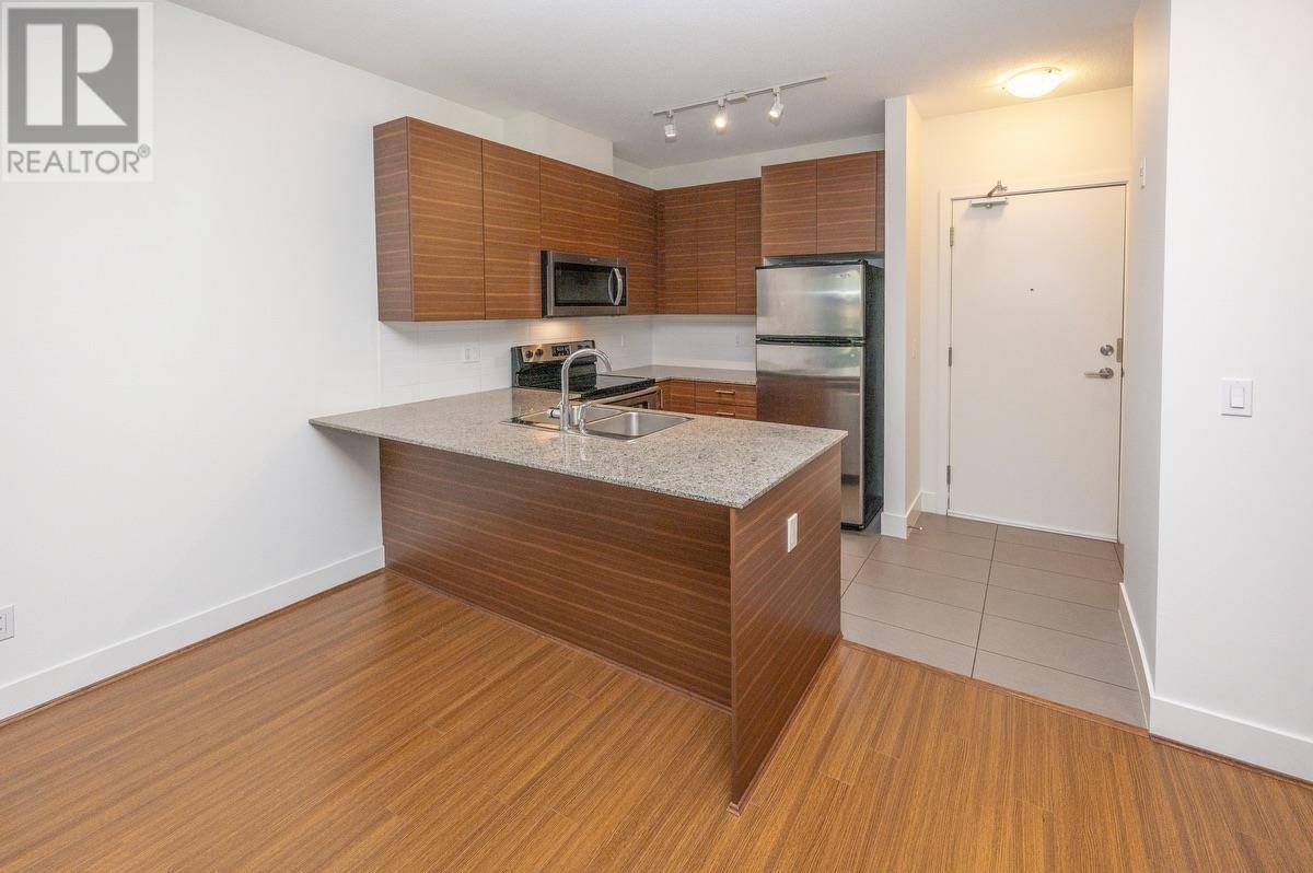 Burnaby, BC V5J0E4,5788 SIDLEY ST #126