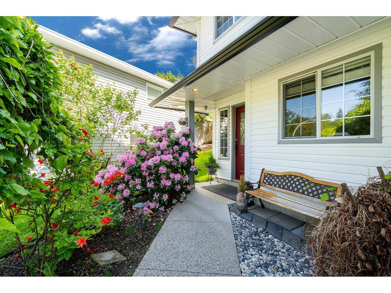 Langley, BC V1M2N1,21442 90A AVENUE