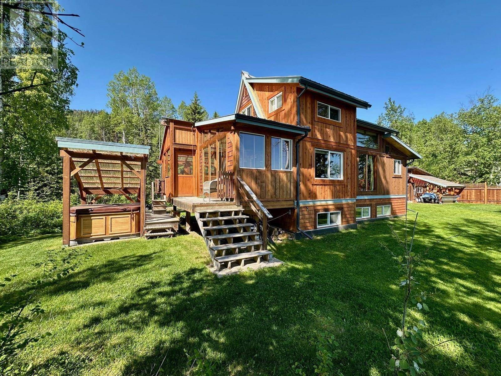 Smithers, BC V0J2N4,3076 PIDHERNY ROAD