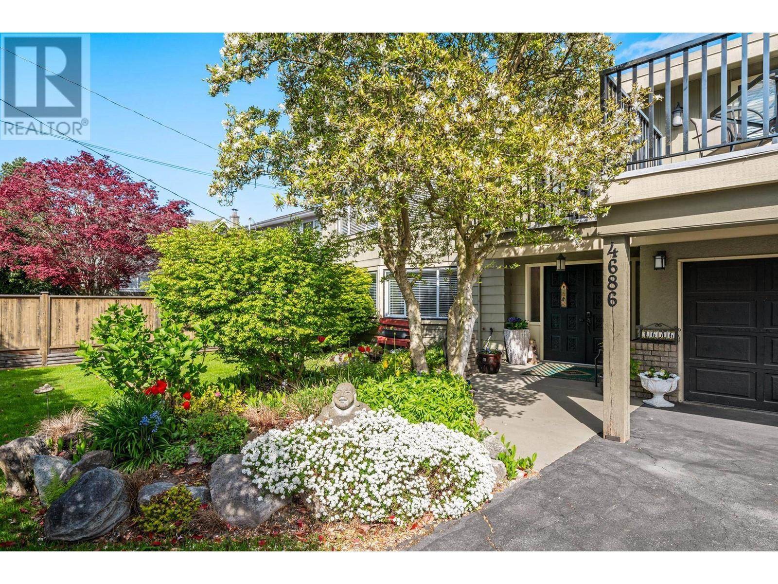 Ladner, BC V4K2Z8,4686 54A STREET